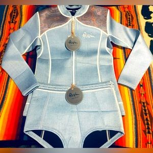 FREE People “Resin” Wetsuit top & bottom. Size Large - New with Tags